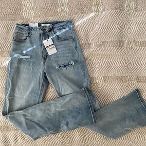 NWT- DOGMA LA tall girl Dax 11" high rise distressed jeans